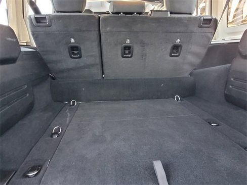 Used 2024 Jeep Wrangler Unlimited Sahara image 19