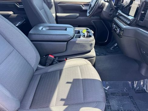 Certified 2022 Chevrolet Silverado 1500 LT w/ Protection Package RWD image 7