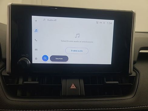 Used 2025 Toyota RAV4 XLE image 33