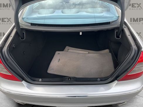 Used 2008 Mercedes-Benz E 350 E 350 image 26