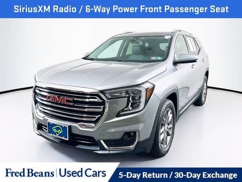 Used 2023 GMC Terrain SLT AWD/4WD image 3