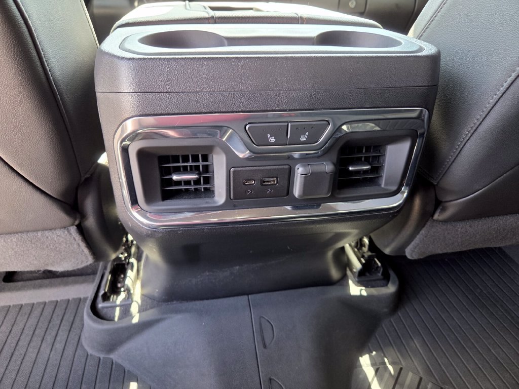 Used 2020 GMC Sierra 1500 AT4 w/ AT4 Premium Package AWD/4WD image 16