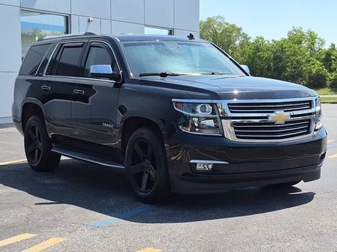 Used 2015 Chevrolet Tahoe LTZ AWD/4WD image 2