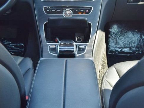 Used 2018 Mercedes-Benz C 300 4MATIC Sedan image 25