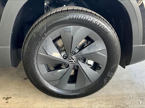 New 2025 Volkswagen Taos S image 8