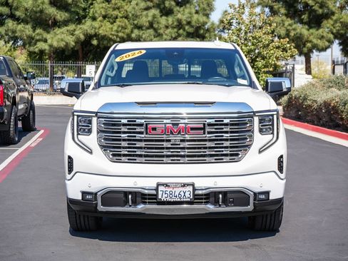 Used 2024 GMC Sierra 1500 Denali AWD/4WD image 2