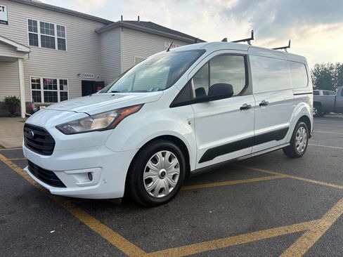 Used 2020 Ford Transit Connect XLT FWD image 2