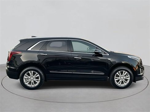 Certified 2024 Cadillac XT5 Luxury w/ LPO, Floor Liner Package image 4