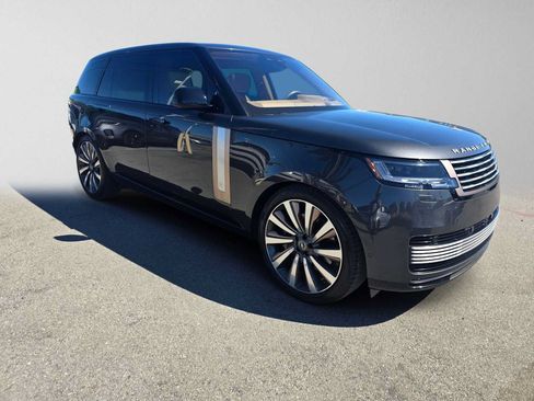 Used 2023 Land Rover Range Rover SV AWD/4WD image 7