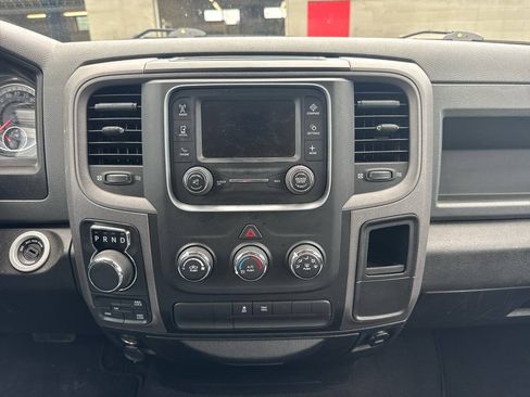 Used 2018 RAM 1500 Express w/ Express Value Package AWD/4WD image 17