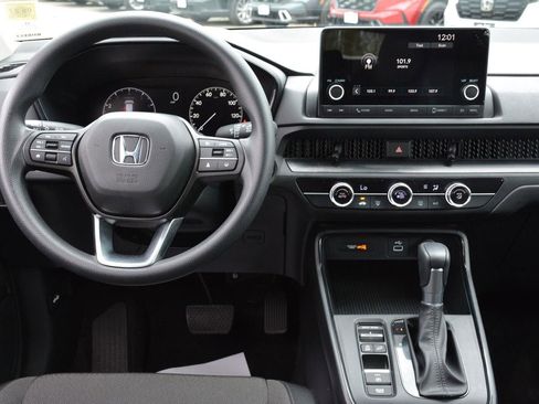 Used 2025 Honda CR-V LX image 9