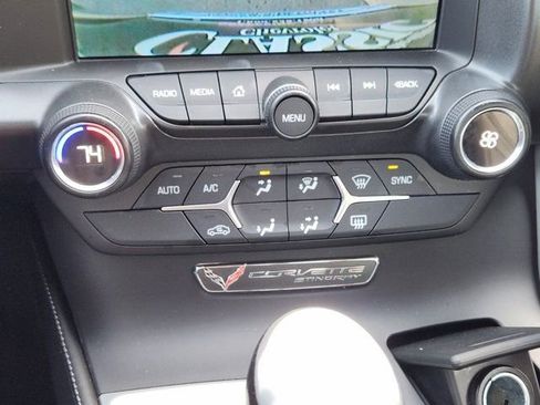 Used 2014 Chevrolet Corvette Stingray Coupe image 23