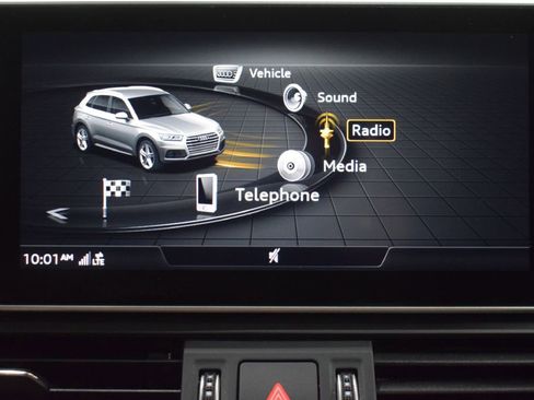 Used 2019 Audi Q5 2.0T Premium Plus image 24