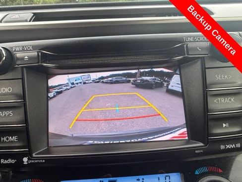 Used 2018 Toyota RAV4 XLE w/ Plus Extra Value Package AWD/4WD image 20