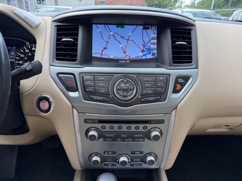 Used 2017 Nissan Pathfinder SL w/ SL Premium Package AWD/4WD image 50