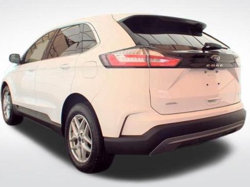 Used 2022 Ford Edge SEL w/ Convenience Package AWD/4WD image 10