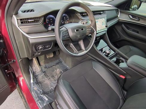 New 2026 Jeep Grand Cherokee Altitude AWD/4WD image 12