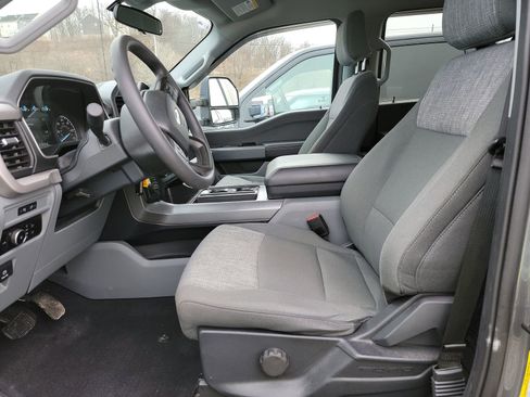 Used 2023 Ford F150 XLT w/ XTR Package image 13