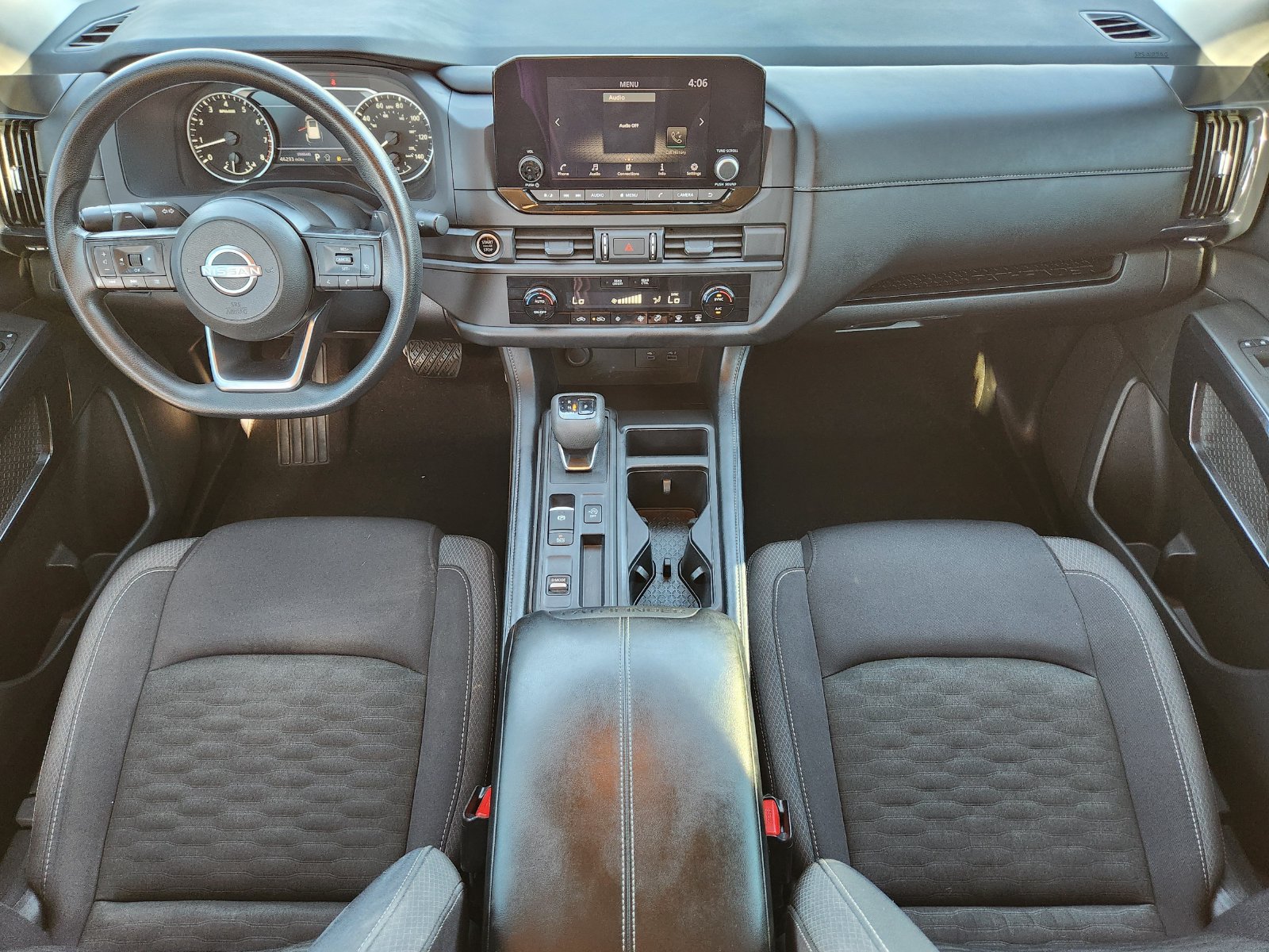 Used 2024 Nissan Pathfinder S FWD image 32