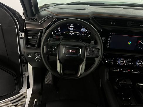 Used 2025 GMC Sierra 1500 AT4 w/ AT4 Premium Package image 16