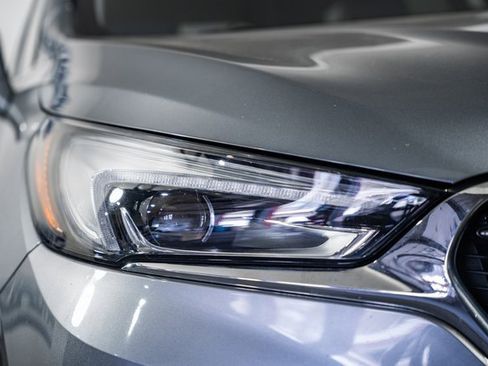 Used 2020 Buick Enclave Essence image 13