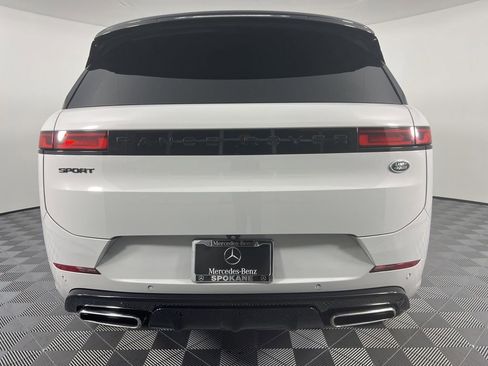Used 2023 Land Rover Range Rover Sport SE Dynamic AWD/4WD image 7