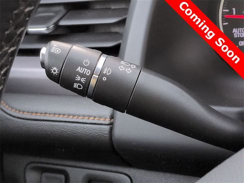 Used 2023 GMC Acadia AT4 w/ Preferred Package image 28