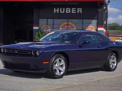 Used 2015 Dodge Challenger SXT