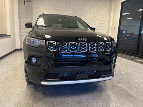 New 2026 Jeep Compass Limited image 9