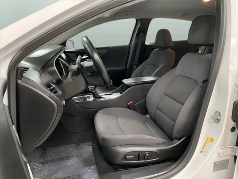 Used 2021 Chevrolet Malibu LT FWD image 10