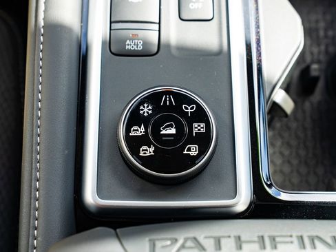 New 2026 Nissan Pathfinder SV w/ Cargo Package AWD/4WD image 19