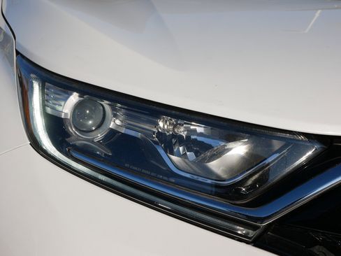 Used 2021 Honda CR-V Special Edition image 16