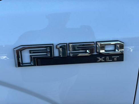 Certified 2019 Ford F150 XLT w/ Equipment Group 302A Luxury RWD image 7
