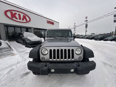 Used 2018 Jeep Wrangler Unlimited Sport S AWD/4WD image 29