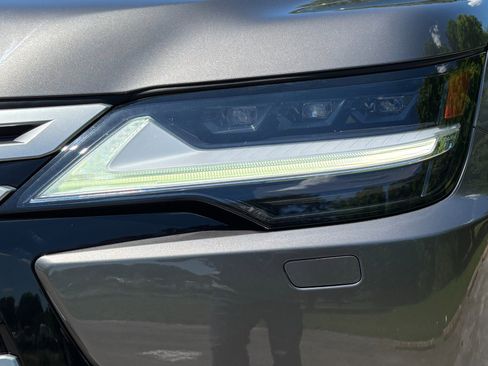 Used 2022 Lexus LX 600 4WD w/ Accessory Package (Z1) image 53
