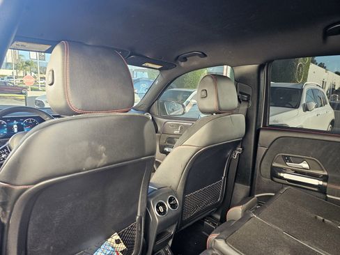 Used 2021 Mercedes-Benz GLB 250 image 7