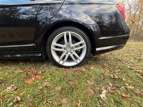 Used 2012 Mercedes-Benz C 250 Sedan w/ Comand Single Disc Pkg image 35