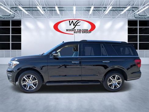 Used 2024 Ford Expedition Limited image 6