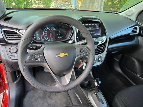Used 2022 Chevrolet Spark LT FWD image 13