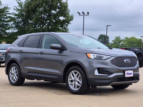 Used 2024 Ford Edge SEL AWD/4WD image 3