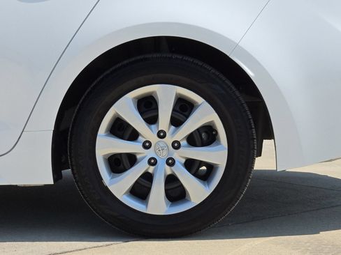Certified 2025 Toyota Corolla LE FWD image 23