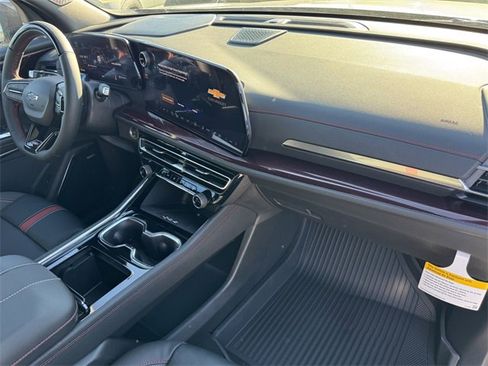 New 2026 Chevrolet Traverse RS w/ LPO, Floor Liner Package image 6