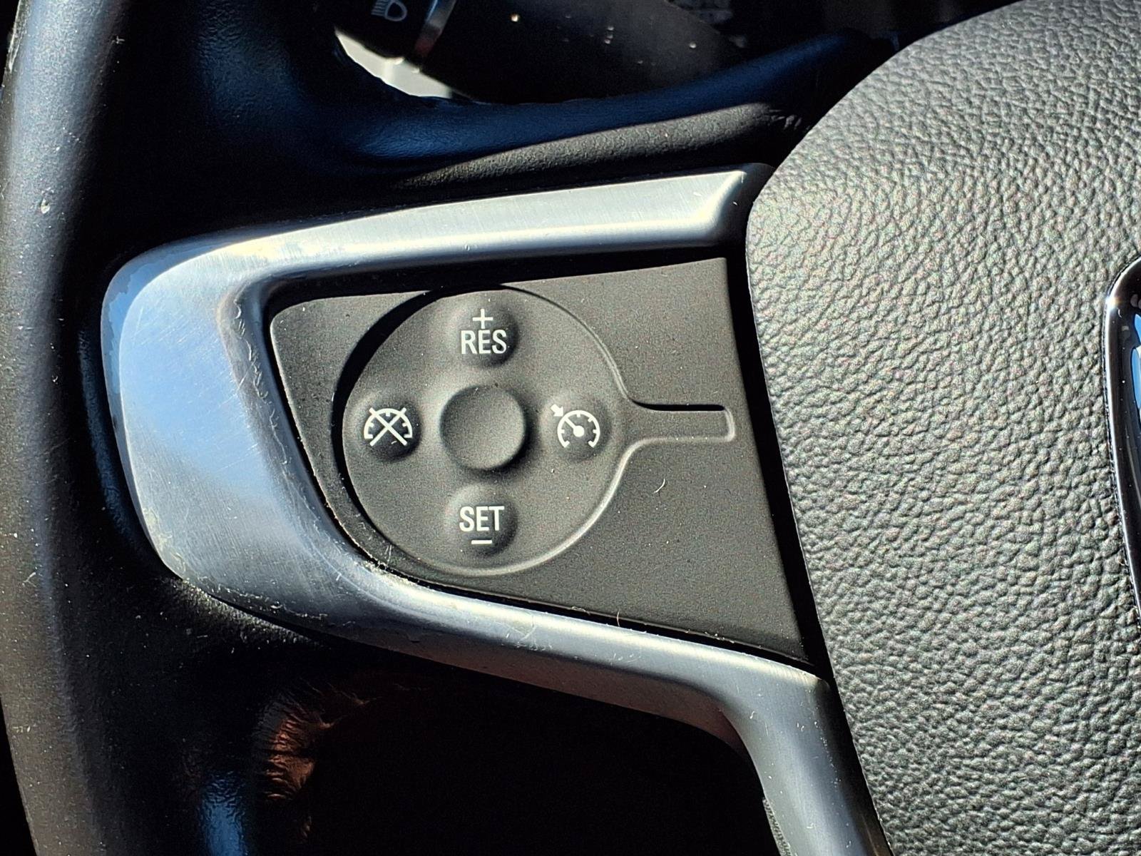 Used 2019 GMC Acadia SLE FWD image 27