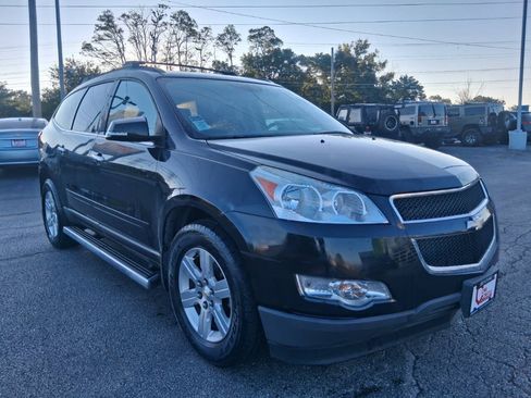 Used 2012 Chevrolet Traverse LT w/ LPO, 'HIT The Road' Package AWD/4WD image 3