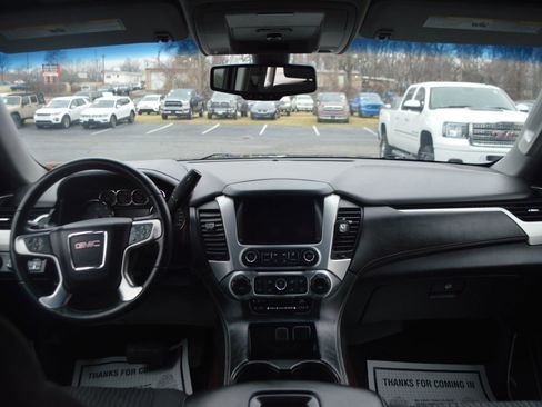 Used 2016 GMC Yukon SLE w/ HD Trailering Package AWD/4WD image 17