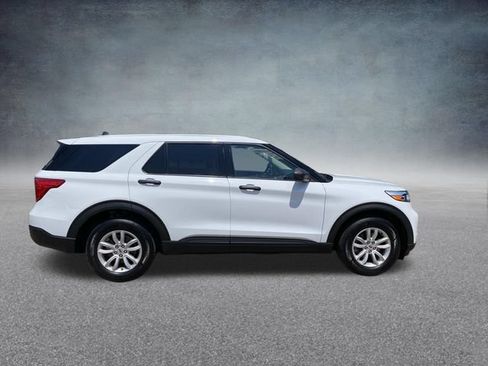 Used 2021 Ford Explorer 4WD w/ Class III Trailer Tow Package image 5