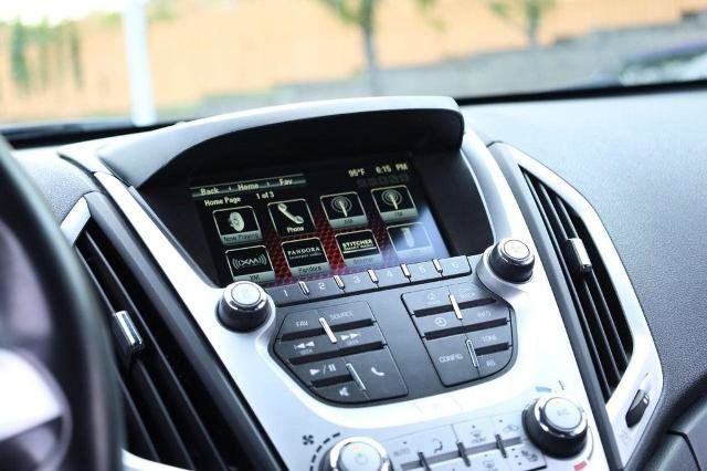 Used 2017 GMC Terrain SLE w/ Nightfall Package FWD image 13