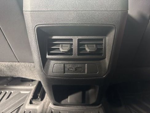 Used 2024 Chevrolet Colorado Z71 w/ Advanced Trailering Package AWD/4WD image 13