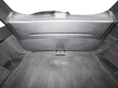 Used 2023 Nissan Rogue S image 3