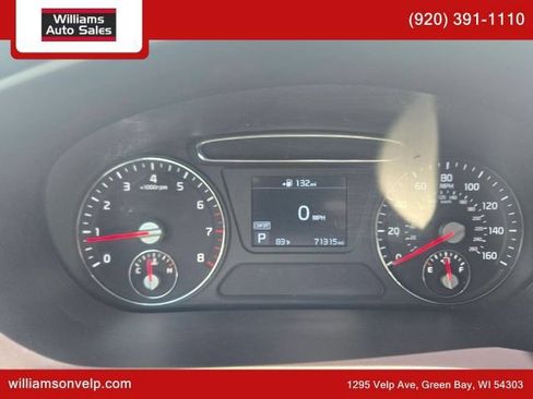 Used 2019 Kia Sorento FWD image 21